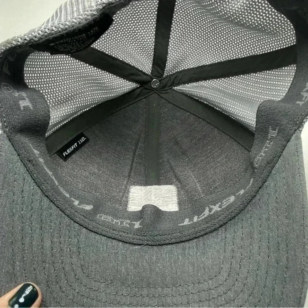 Travis Mathew golf baseball trucker hat flex fit adjustable
